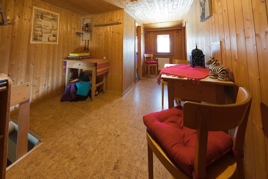 Gaestehaus Alpina In Fanas Exteriér fotografie